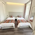 Gold Center 102 푼샬
