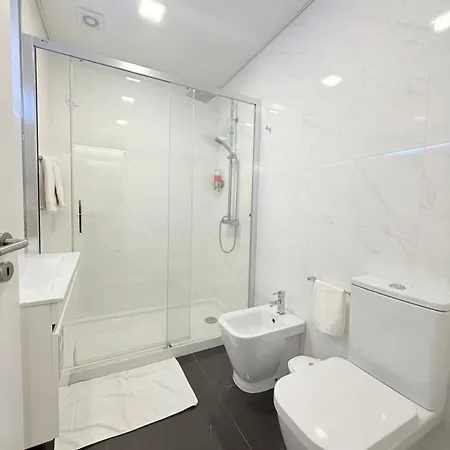 Gold Center 102 푼샬